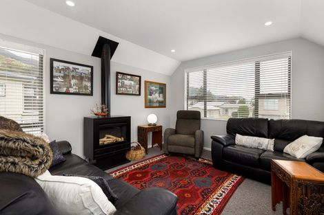 Photo of property in 2 Marina Drive, Waikawa, Picton, 7220