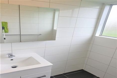Photo of property in 4 Dunstan Place, Otara, Auckland, 2023