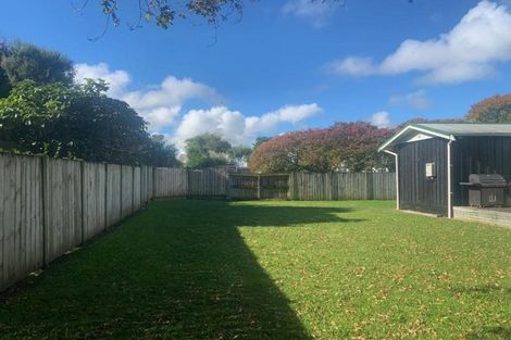 Photo of property in 11 Woodleigh Street, Frankleigh Park, New Plymouth, 4310