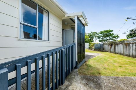 Photo of property in 80 Parris Street, Waitara, 4320