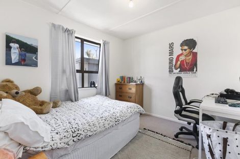 Photo of property in 25b Tui Street, Mount Maunganui, 3116