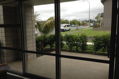 Photo of property in 15 Bickerton Way, Flat Bush, Auckland, 2019