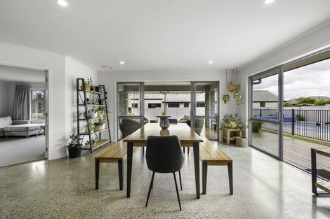 Photo of property in 6 Moemoea Place, Cambridge, 3434