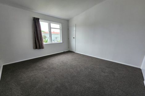 Photo of property in 34a-d Cornwall Crescent, Cannons Creek, Porirua, 5024