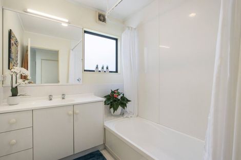 Photo of property in 19b Carisbrooke Street, Katikati, 3129