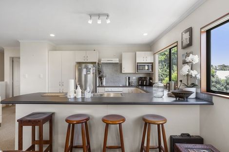 Photo of property in 70 Palmgreen Court, Stanmore Bay, Whangaparaoa, 0932