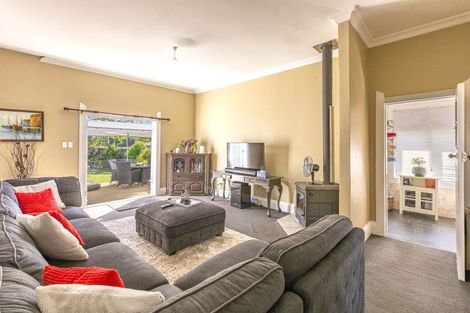 Photo of property in 23 Francis Drake Street, Waipukurau, 4200