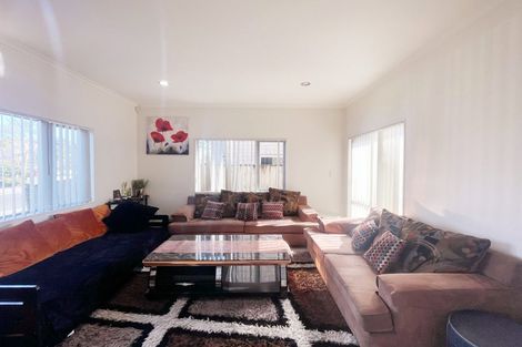 Photo of property in 19 Castlederg Drive, Flat Bush, Auckland, 2019
