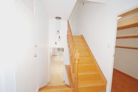 Photo of property in 14 Minaret Drive, Bucklands Beach, Auckland, 2014