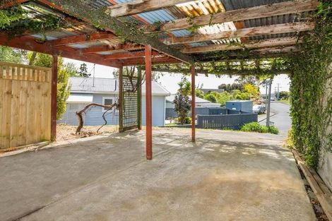Photo of property in 32 Drome View Place, Beach Haven, Auckland, 0626
