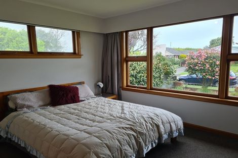 Photo of property in 33 Toorak Avenue, Avonhead, Christchurch, 8042
