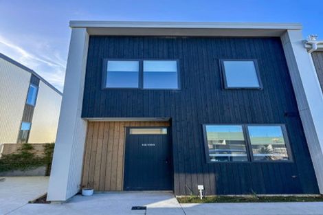 Photo of property in 12/166 Queens Drive, Lyall Bay, Wellington, 6022