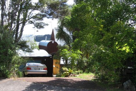 Photo of property in 28 Oruamo Place, Beach Haven, Auckland, 0626