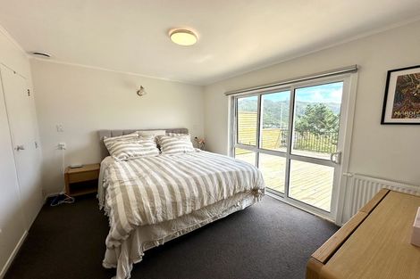 Photo of property in 24a Parklands Drive, Karori, Wellington, 6012