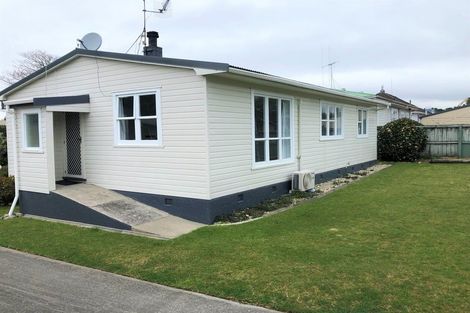 Photo of property in 19 Princess Street, Te Puke, 3119