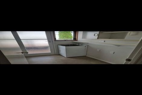 Photo of property in 6/81 Shakespeare Road, Milford, Auckland, 0620