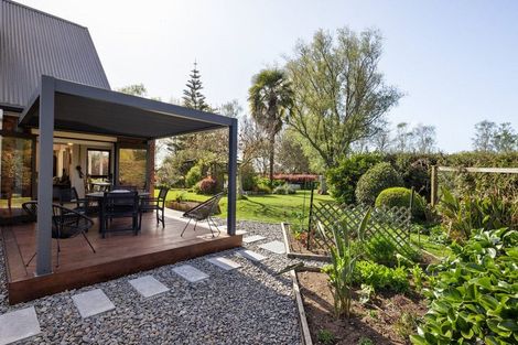 Photo of property in 166 Racecourse Road, Cambridge, 3493