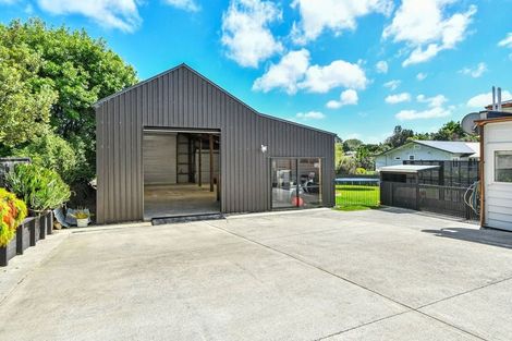 Photo of property in 22d Pacific Street, Waiuku, 2123