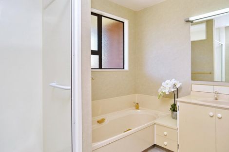 Photo of property in 2 Rex Place, Rangiora, 7400