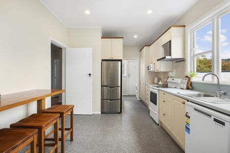Photo of property in 190 Karori Road, Karori, Wellington, 6012