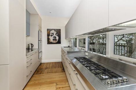 Photo of property in 59 Hector Street, Seatoun, Wellington, 6022