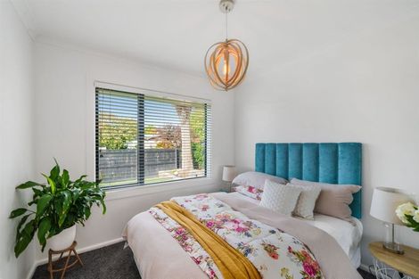 Photo of property in 4 Elwyn Place, Avonhead, Christchurch, 8042