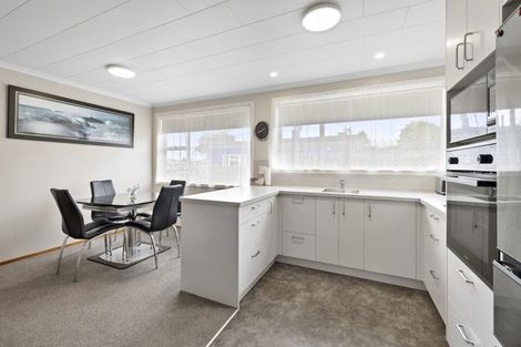 Photo of property in 1/5 Waimea Street, Westown, New Plymouth, 4310