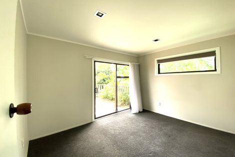Photo of property in 35a Savoy Road, Glen Eden, Auckland, 0602