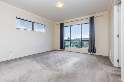 Photo of property in 2 Seamount Drive, Red Beach, 0932