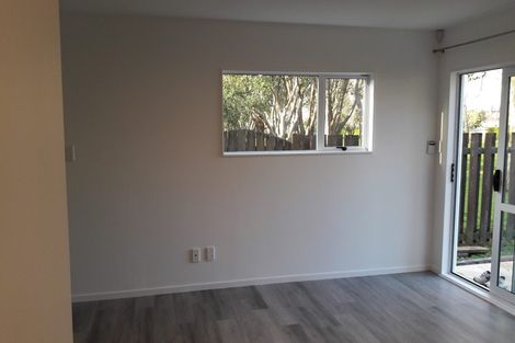 Photo of property in 31 Muir Avenue, Mangere Bridge, Auckland, 2022
