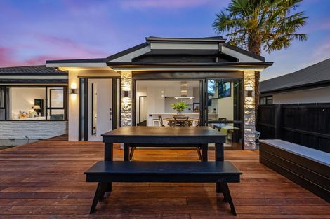 Photo of property in 18a Blighs Road, Strowan, Christchurch, 8052