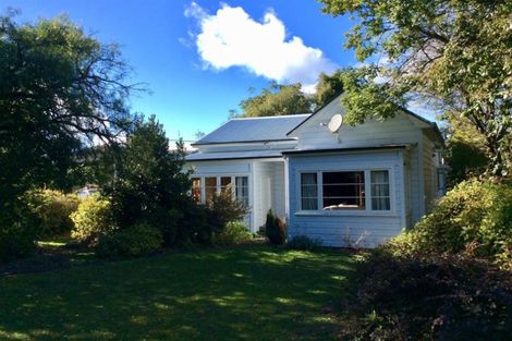 Photo of property in 11 Koraenui Street, Mangaweka, 4797