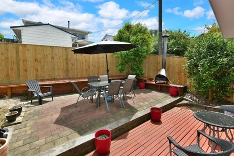 Photo of property in 10b Penton Road, Stanmore Bay, Whangaparaoa, 0932