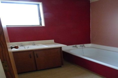 Photo of property in 49 Clifford Road, Johnsonville, Wellington, 6037