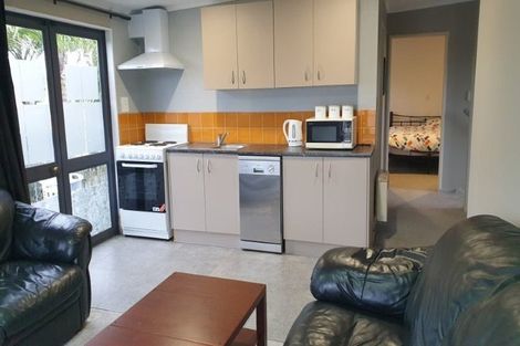 Photo of property in 344 East Coast Road, Sunnynook, Auckland, 0632