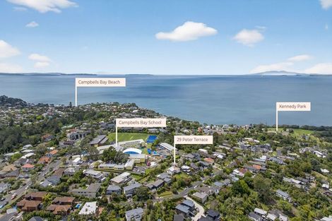 Photo of property in 29 Peter Terrace, Castor Bay, Auckland, 0620