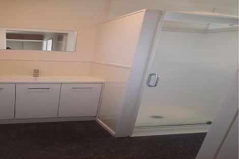 Photo of property in 375 Devonport Road, Tauranga South, Tauranga, 3112