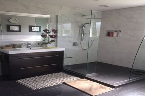 Photo of property in 16 Waharua Place, Tawhero, Whanganui, 4501