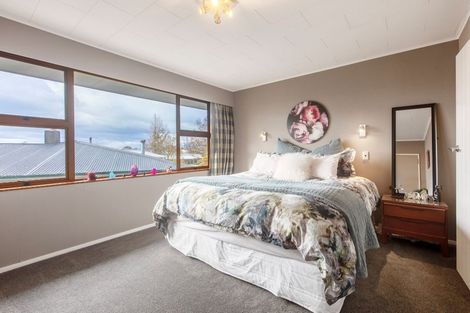 Photo of property in 8 Holdsworth Avenue, Milson, Palmerston North, 4414