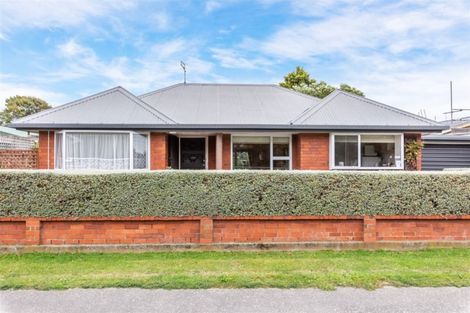 Photo of property in 28 Lionel Street, Avonside, Christchurch, 8061