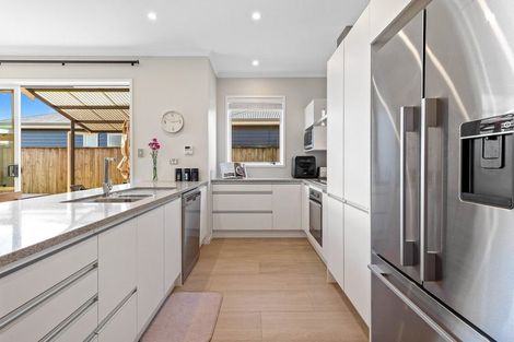 Photo of property in 30 Ara Kakara Avenue, Huapai, Kumeu, 0810