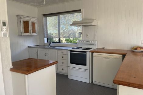 Photo of property in 380 Kaipara Coast Highway, Helensville, Kaukapakapa, 0871