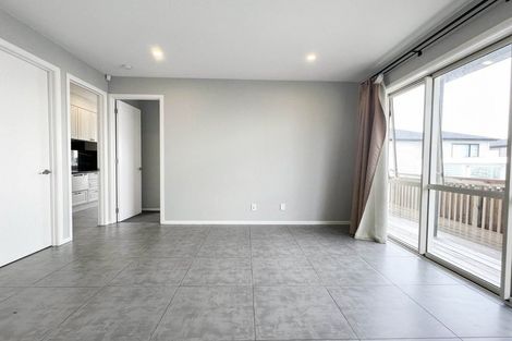 Photo of property in 12 Kota Lane, Hobsonville, Auckland, 0616