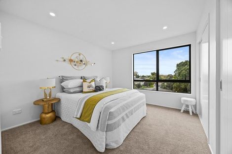 Photo of property in 8/6 Robertson Road, Ranui, Auckland, 0612