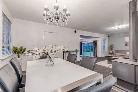 Photo of property in 43 Dunedin Street, Redwood, Christchurch, 8051