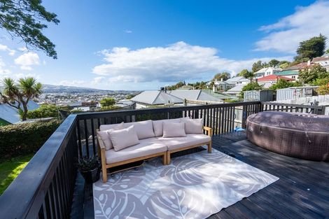 Photo of property in 19 Cole Street, Caversham, Dunedin, 9012