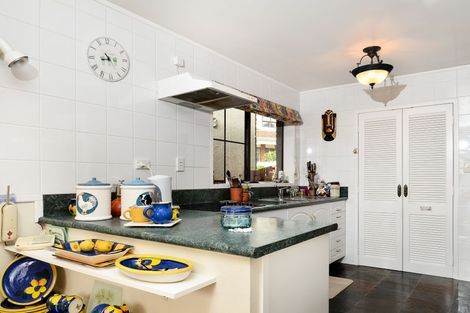 Photo of property in 8/47 Edmonton Road, Henderson, Auckland, 0612