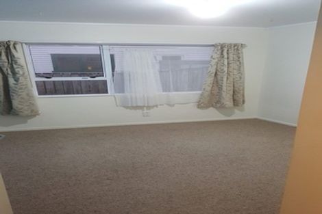 Photo of property in 2f4 Takatimu Way, Johnsonville, Wellington, 6037