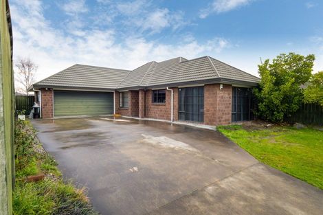 Photo of property in 34 Geneva Terrace, Kelvin Grove, Palmerston North, 4414