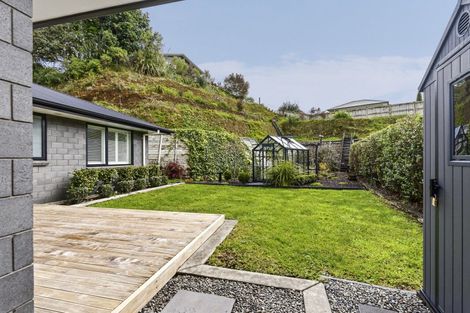 Photo of property in 9 Frederick Place, Whalers Gate, New Plymouth, 4310